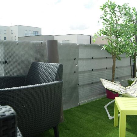 Апартаменти Victoria-T2-41M2-Balcon, Wifi, Linge, Produits, Menage Inclus Реймс Екстер'єр фото