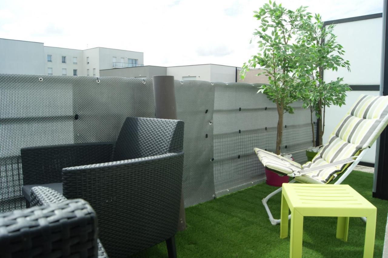 Апартаменти Victoria-T2-41M2-Balcon, Wifi, Linge, Produits, Menage Inclus Реймс Екстер'єр фото