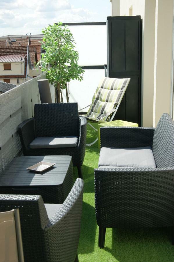Апартаменти Victoria-T2-41M2-Balcon, Wifi, Linge, Produits, Menage Inclus Реймс Екстер'єр фото